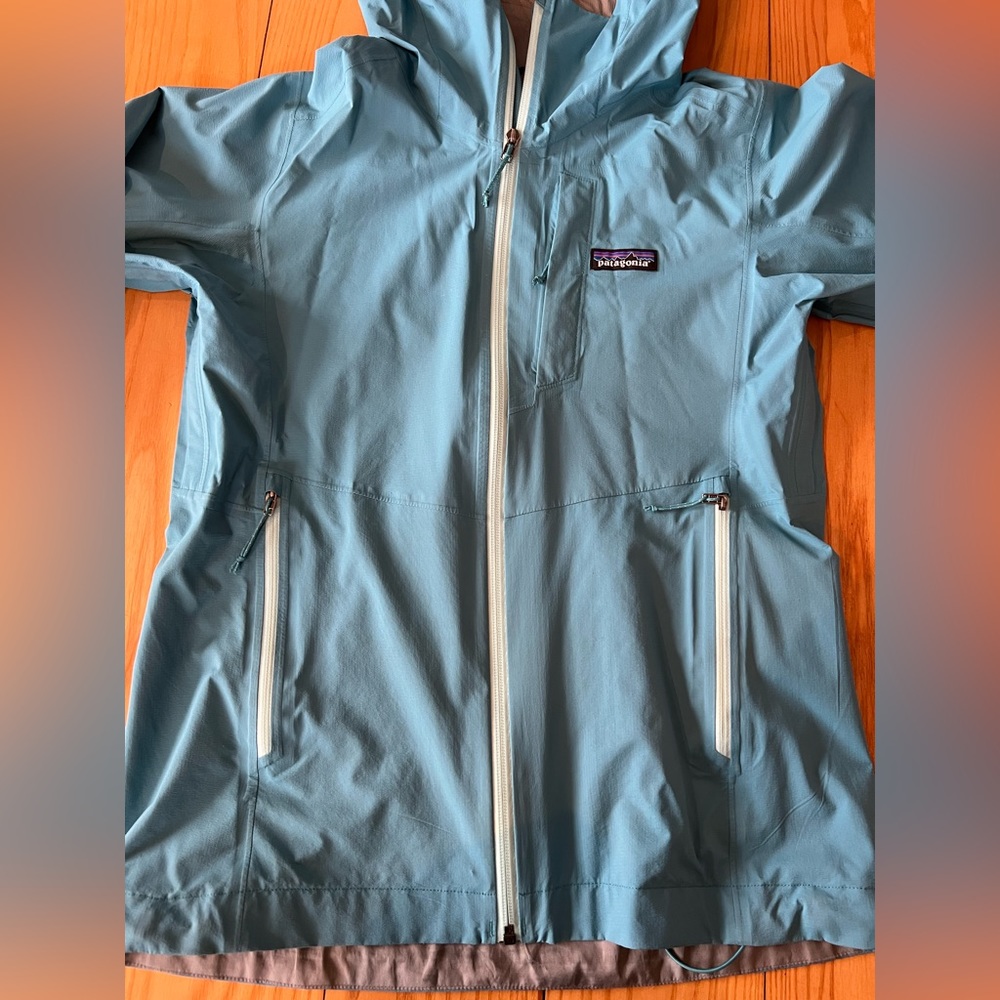 Lightweight Rain/Wind Jacket - image 1